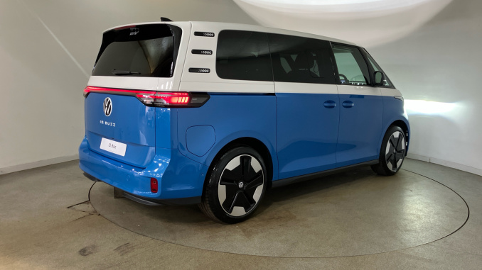 Volkswagen ID. Buzz 210kW Style Pro 79kWh 5dr Auto Electric Estate - Image 40